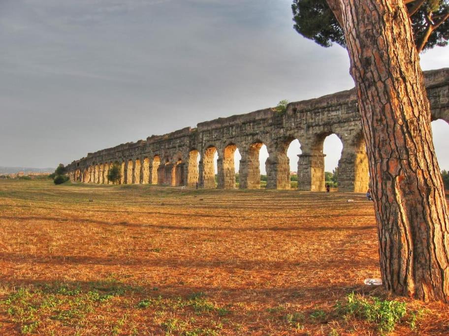 Two-Room Apt. Under The Aqueduct'S Arch In Pigneto Рим Экстерьер фото